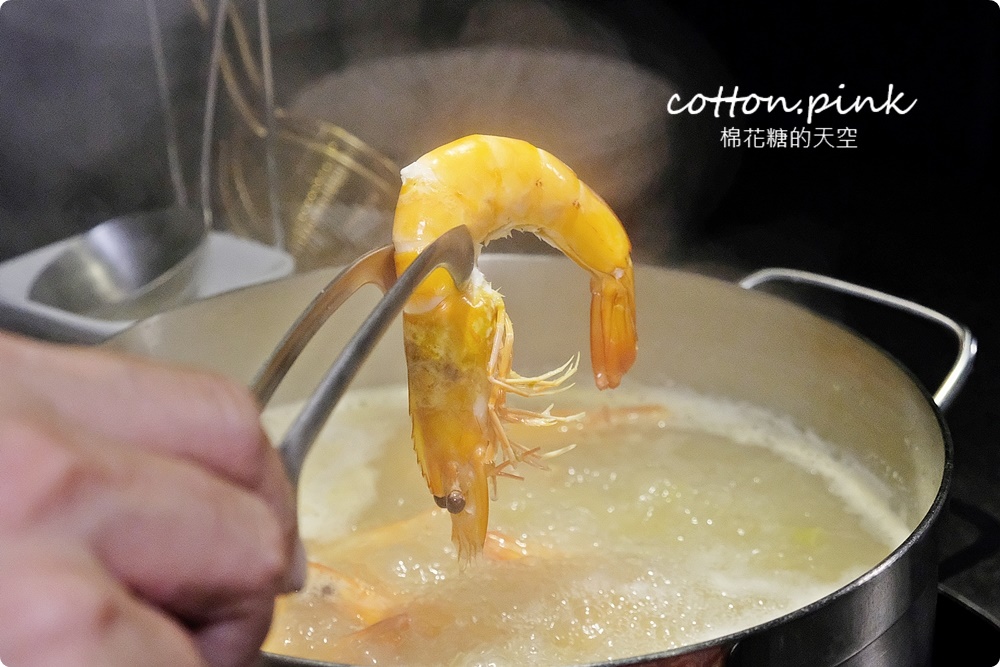 超神秘!台中火鍋一潤鮮切鍋物和牛現切~創意桌邊料理必點 超神秘!台中火鍋一潤鮮切鍋物和牛現切~創意桌邊料理必點