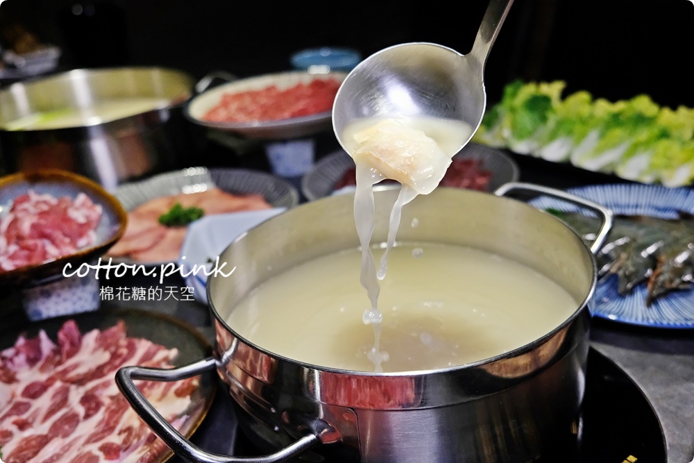 超神秘!台中火鍋一潤鮮切鍋物和牛現切~創意桌邊料理必點 超神秘!台中火鍋一潤鮮切鍋物和牛現切~創意桌邊料理必點