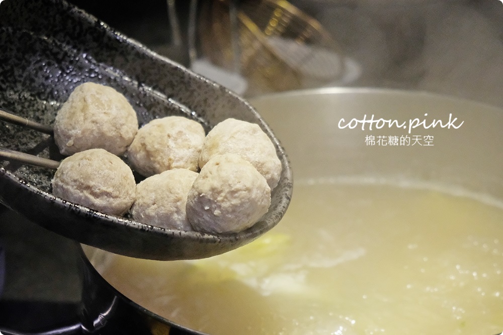 超神秘!台中火鍋一潤鮮切鍋物和牛現切~創意桌邊料理必點 超神秘!台中火鍋一潤鮮切鍋物和牛現切~創意桌邊料理必點