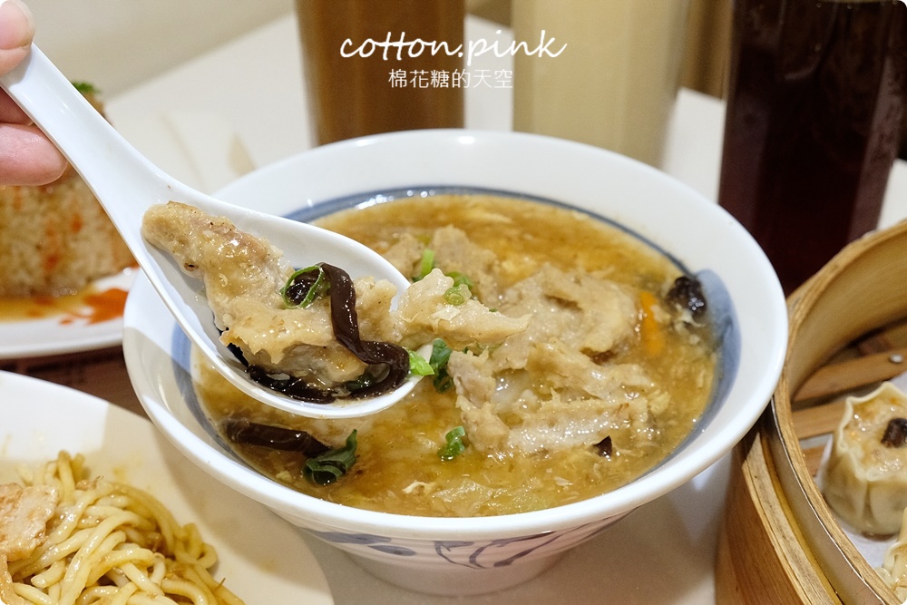 只開宵夜場！嶺東商圈劉安豆漿中西式都吃得到～現烤燒餅必點