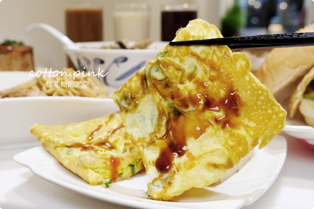只開宵夜場！嶺東商圈劉安豆漿中西式都吃得到～現烤燒餅必點