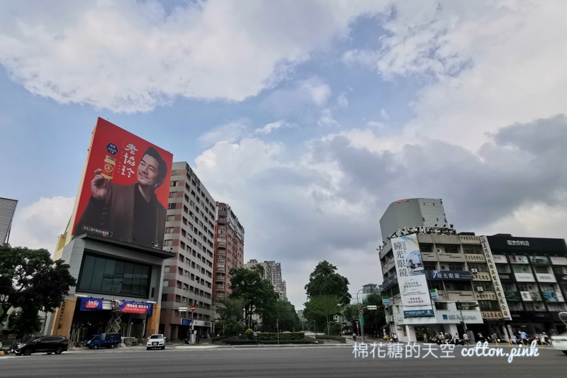 初瓦韓式料理台中也有分店啦！夜間HAPPY HOUR好嗨！