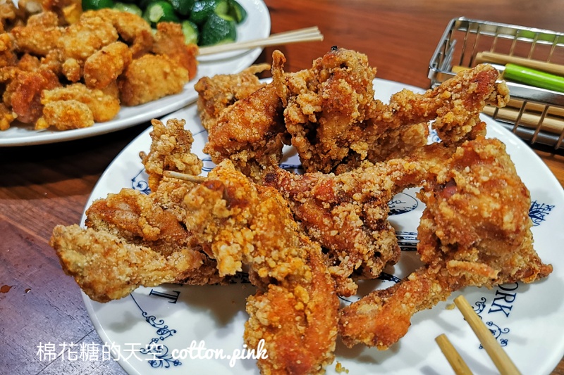 台中鹹酥雞推薦|艾登雞排少見膝軟骨好吃推推!店面超低調~~ 台中鹹酥雞推薦|艾登雞排少見膝軟骨好吃推推!店面超低調~~