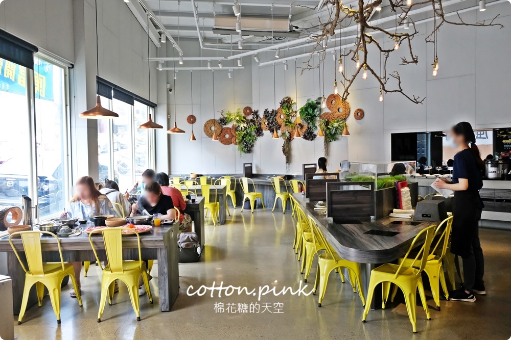 台中沙鹿超狂烤鴨加火鍋！覓鍋物加碼吃到飽青菜、冰淇淋自助吧