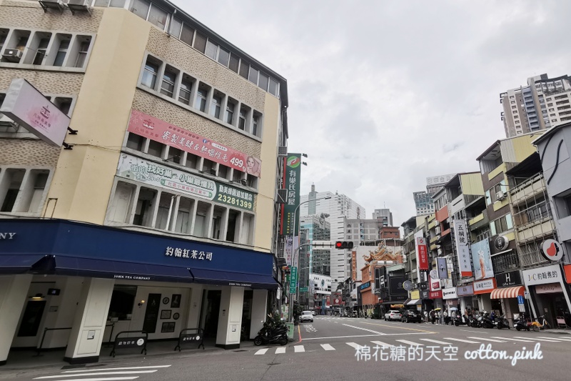 台中新開手搖飲！有飲排隊人潮有嚇人…完整菜單先看再點