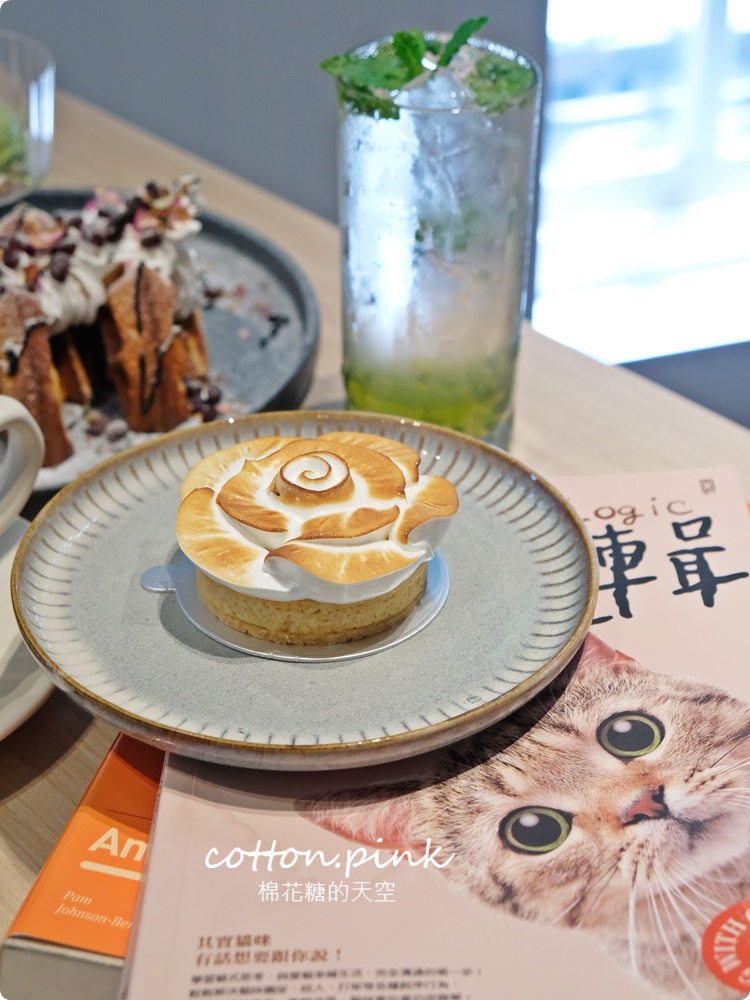 台中貓咪咖啡這家最療癒！來喵屋咖啡Meow Cafe享受被貓咪包圍