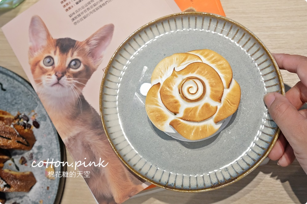 台中貓咪咖啡這家最療癒！來喵屋咖啡Meow Cafe享受被貓咪包圍