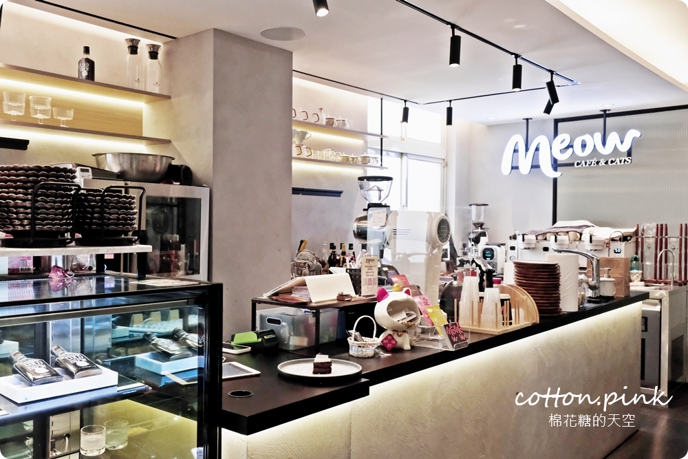 台中貓咪咖啡這家最療癒！來喵屋咖啡Meow Cafe享受被貓咪包圍