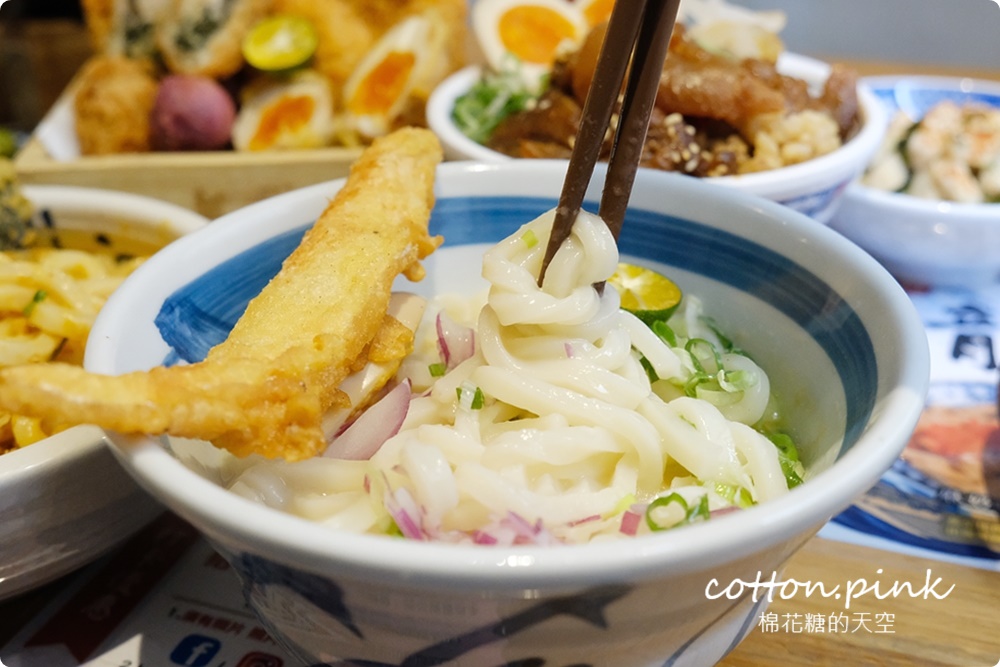 中友百貨旁小巷~小小麥一中店日式烏龍麵好好味!炸物盛合澎湃必點! 中友百貨旁小巷~小小麥一中店日式烏龍麵好好味!炸物盛合澎湃必點!