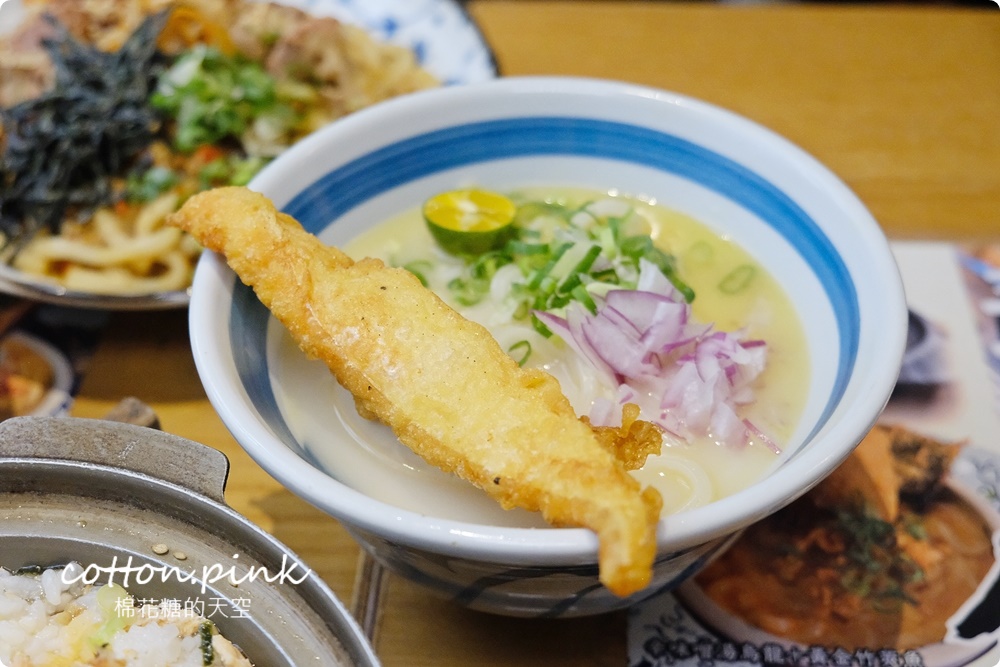 中友百貨旁小巷~小小麥一中店日式烏龍麵好好味!炸物盛合澎湃必點! 中友百貨旁小巷~小小麥一中店日式烏龍麵好好味!炸物盛合澎湃必點!