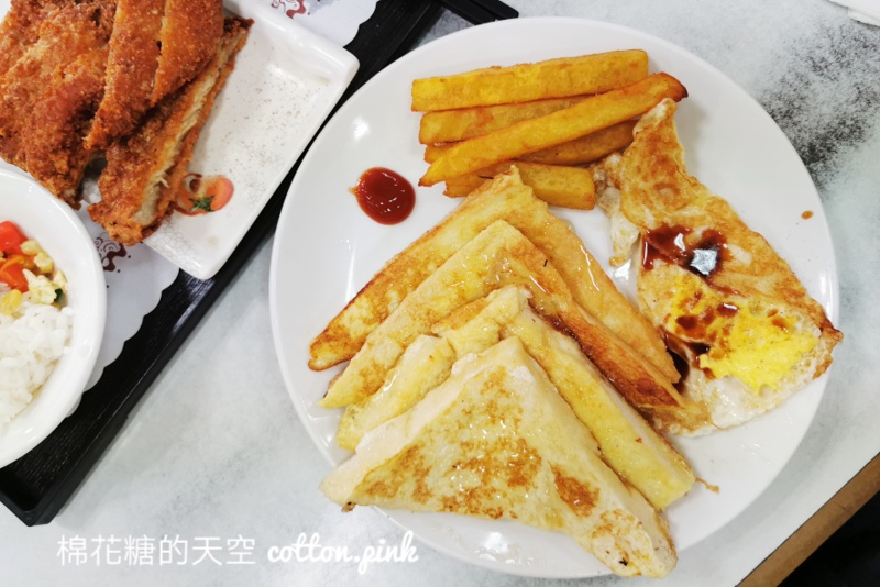 台中懷舊泡沫紅茶-上寶茶行回憶滿滿！菜單上還有蛋蜜汁、芬蘭汁耶！