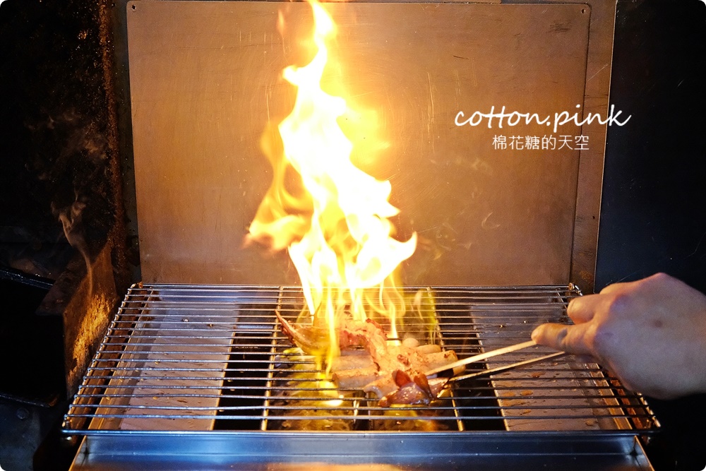 台中平價牛排推這家！豐原新台灣牛排自助吧吃到飽還能免費加麵喔！