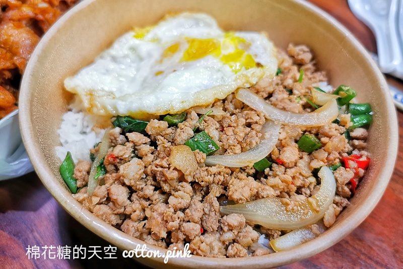 泰式甜點免出國！露楚芒果糯米這家泰橋村買得到～泰式便當同步介紹