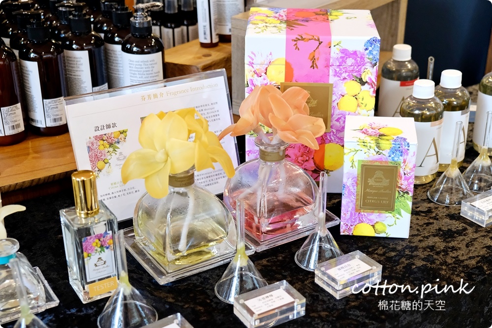 台中巷弄粉紅小市集好好買！香氛、圍巾、羊毛～超仙的啦！