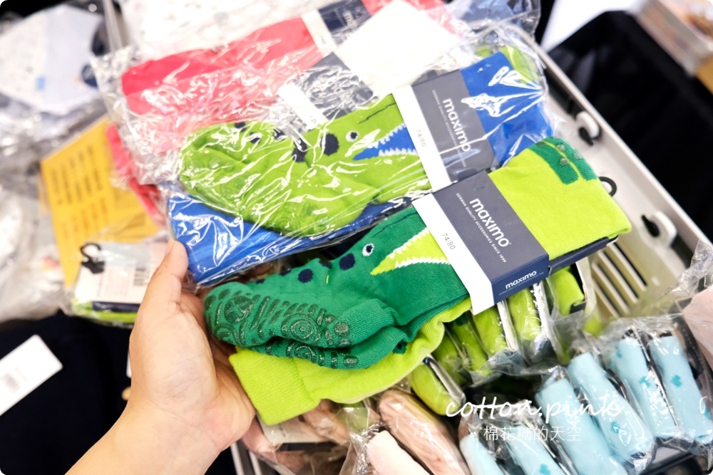 台中巷弄粉紅小市集好好買！香氛、圍巾、羊毛～超仙的啦！