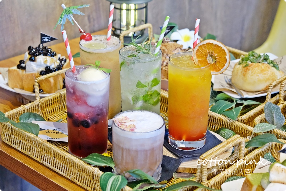 台中麵包店裡就能野餐?!沐山麵包露營風下午茶生吐司吃起來