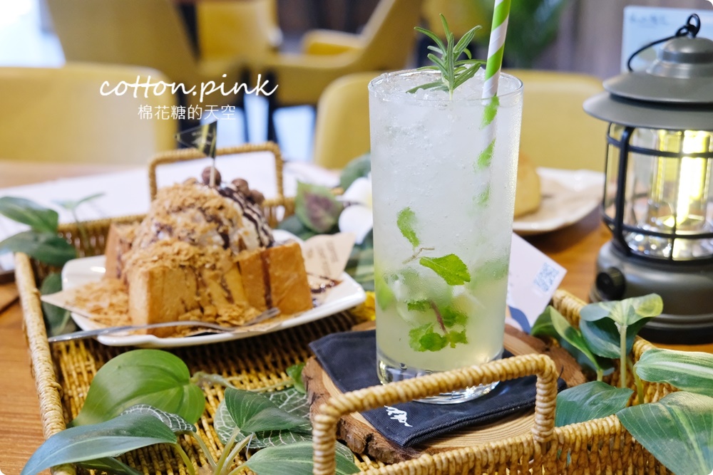 台中麵包店裡就能野餐?!沐山麵包露營風下午茶生吐司吃起來