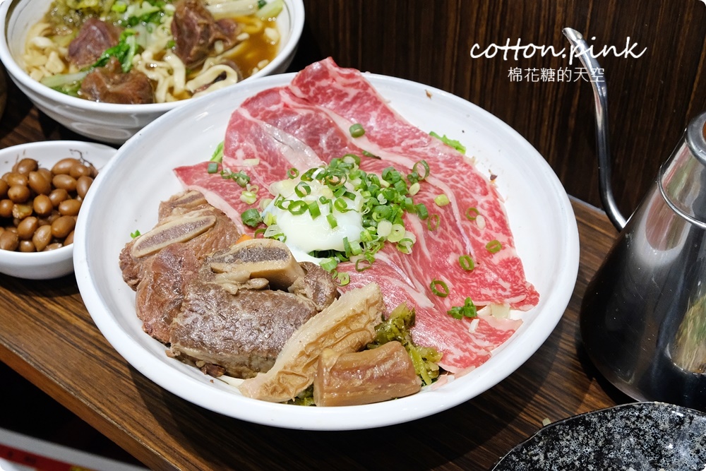 台中牛肉麵新分店！洄味牛肉麵進攻崇德路商圈～奢華牛六寶太狂啦