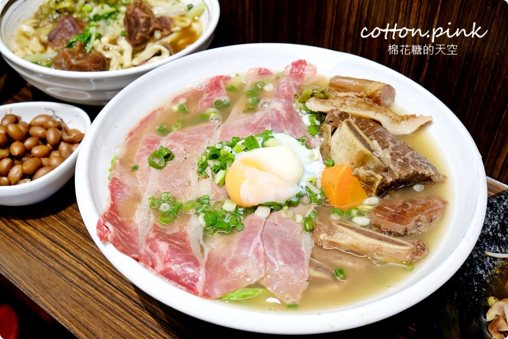 台中牛肉麵新分店！洄味牛肉麵進攻崇德路商圈～奢華牛六寶太狂啦