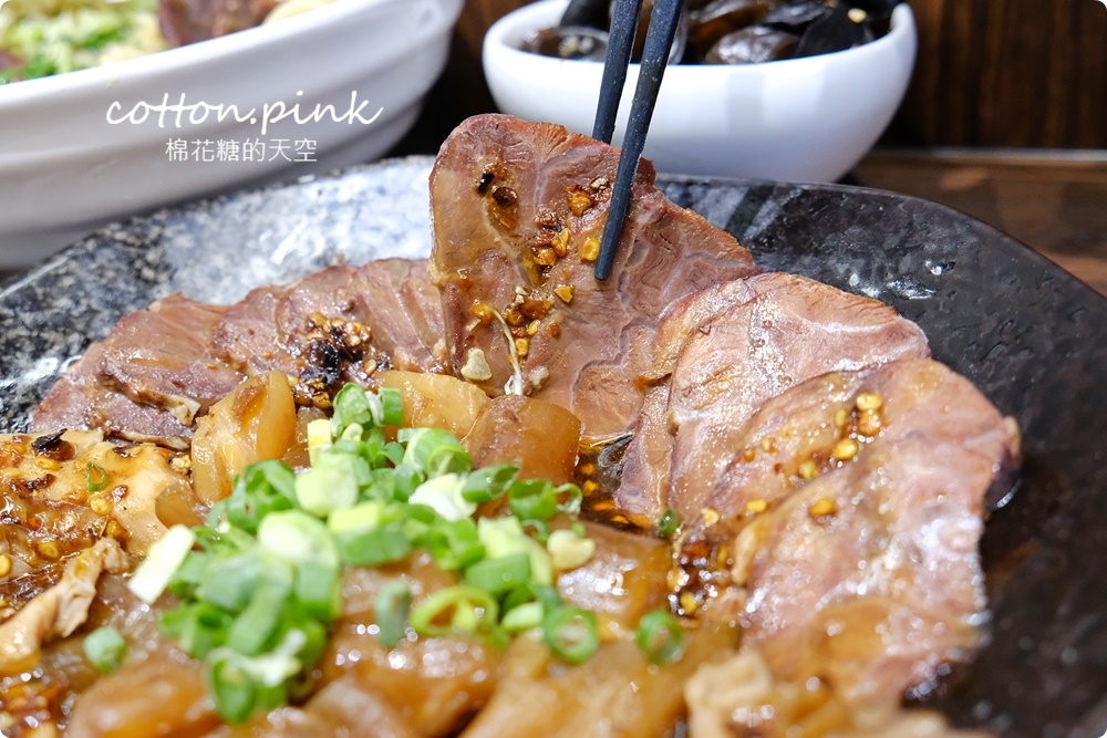 台中牛肉麵新分店！洄味牛肉麵進攻崇德路商圈～奢華牛六寶太狂啦