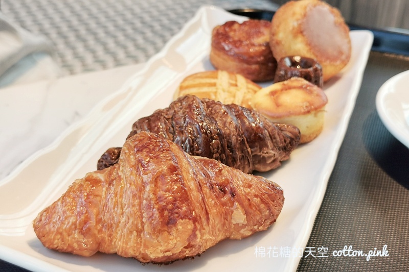 隱藏版迷你可頌秤重賣！內用迷你可頌下午茶LaLaport限定唷
