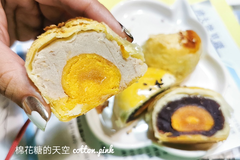 台中梧棲老店-林異香齋牛角麵包內藏好料！蛋黃酥也推推