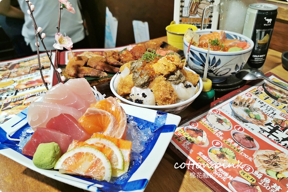 痛風丼飯大碗海鮮滿出來！森川丼丼大橋橫町不只好拍更好吃