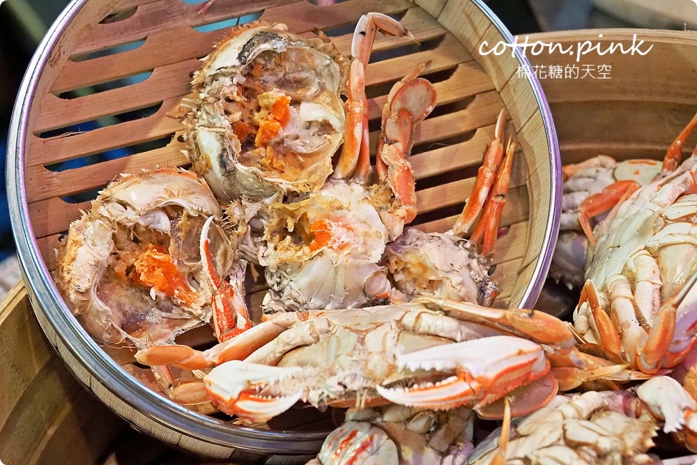 台中夜市最新推薦-海鮮饗宴，現蒸宜蘭黃金蟹、海釣透抽甜甜價