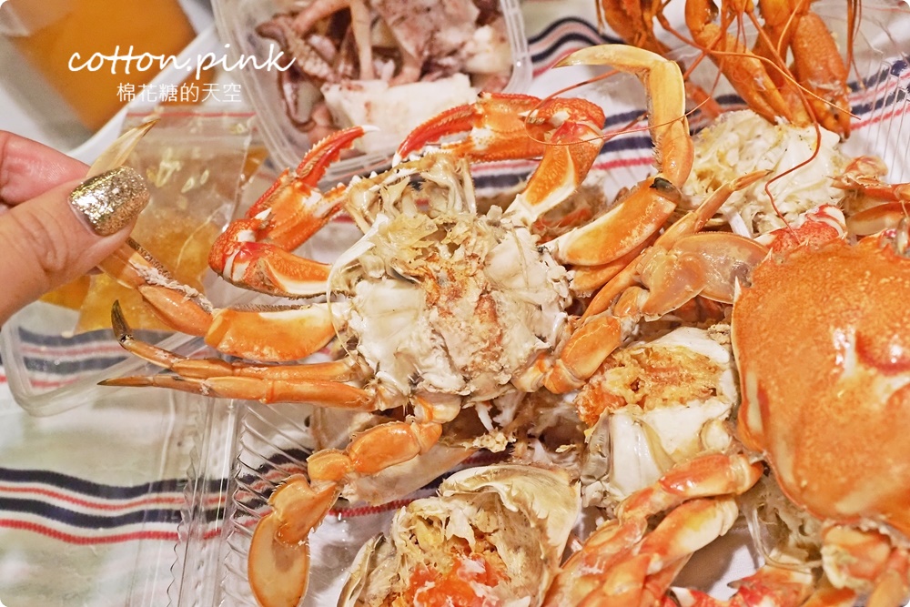 台中夜市最新推薦-海鮮饗宴，現蒸宜蘭黃金蟹、海釣透抽甜甜價