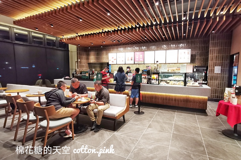 台中豐原星巴克全新開幕！不只有得來速還帶點中國風～