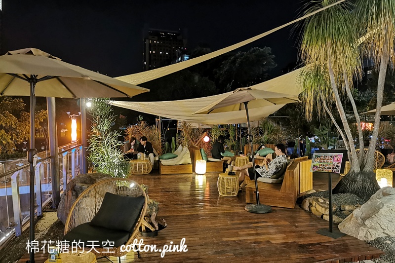 草悟廣場PARK2美食懶人包～地下室就是隱藏版大夜店！越夜越美麗
