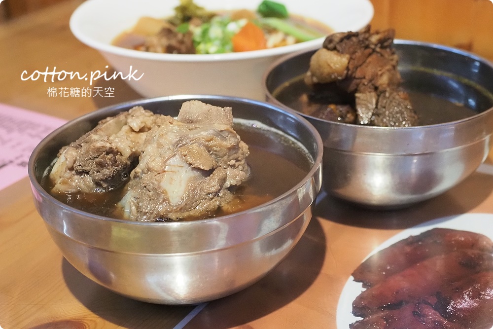 24小時營業！台中宵夜、早餐祖傳爌肉飯全了，藥燉排骨很驚豔耶
