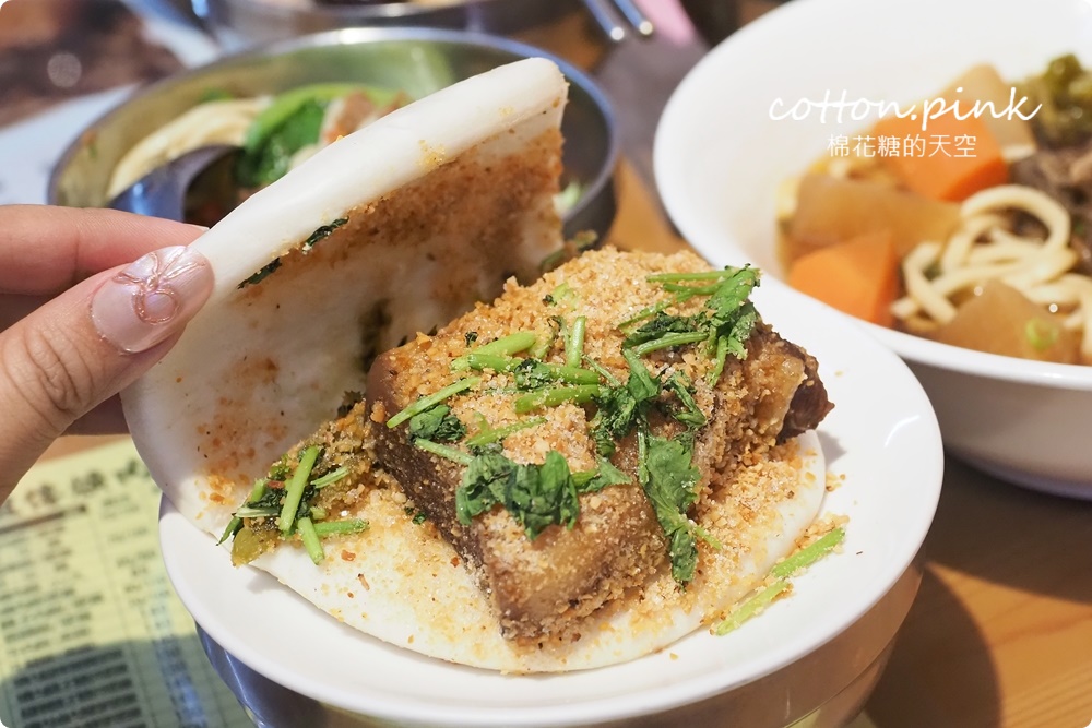 24小時營業！台中宵夜、早餐祖傳爌肉飯全了，藥燉排骨很驚豔耶