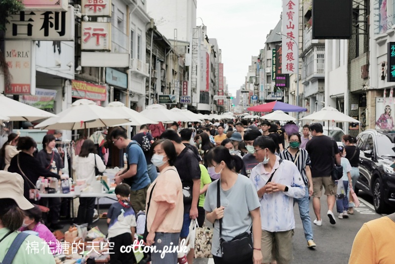 台中二手市集爆人氣～蚤物盛典現場超多銅板價商品可以來挖寶！