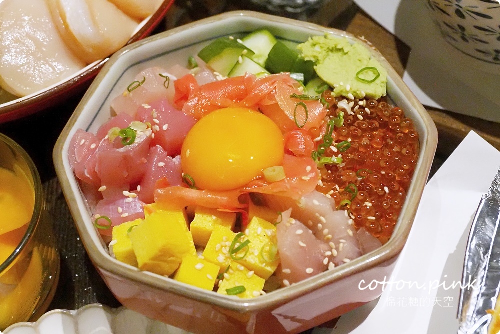 台中巷弄居酒屋～鮨遇|小小麥最新菜單超澎湃，聚餐、包場活動好去處~有獨立包廂