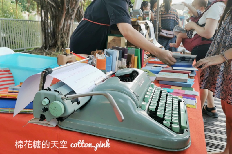 台中柳川旁舊書市集超CHILL！多家獨立書店大集合～文青風爆表