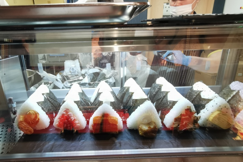 唐吉訶德台中店正式開幕！佔地超過500坪～熱食、美妝營業時間公布
