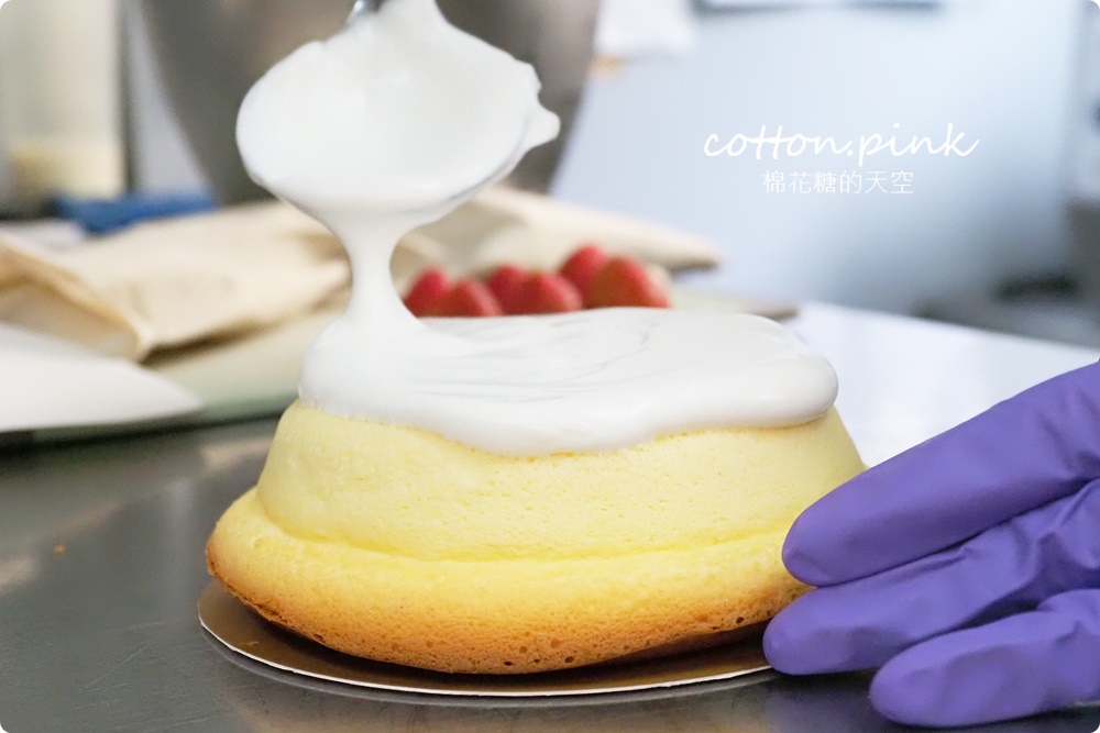 草莓季必吃!草莓可頌、巴斯克、生乳輕乳酪~牛頌草莓生乳可頌季節限定上市 草莓季必吃!草莓可頌、巴斯克、生乳輕乳酪~牛頌草莓生乳可頌季節限定上市