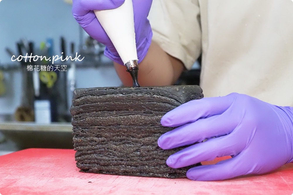 草莓季必吃！草莓可頌、巴斯克、生乳輕乳酪～牛頌草莓生乳可頌季節限定上市