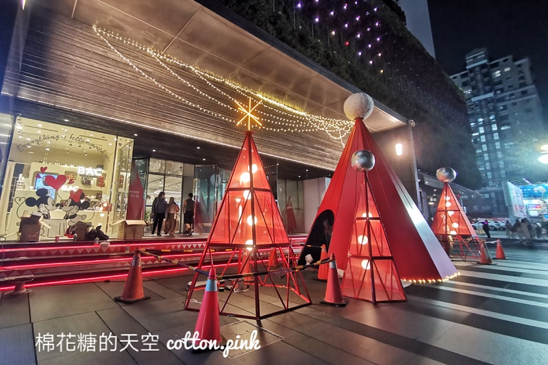 台中聖誕樹懶人包快收藏！聖誕一日遊從這兒開始～拍照打卡衝一波