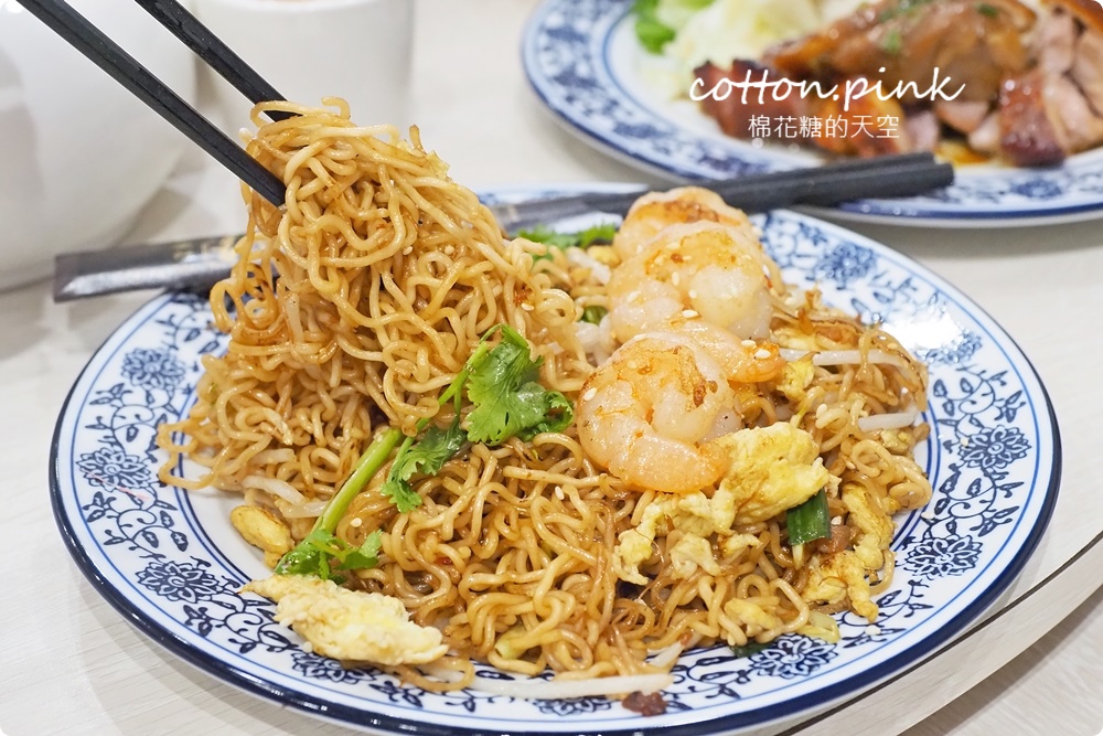 台中頂級版燒臘三寶飯！龍富貴推出港式燒臘個人餐～升級櫻桃鴨超多汁