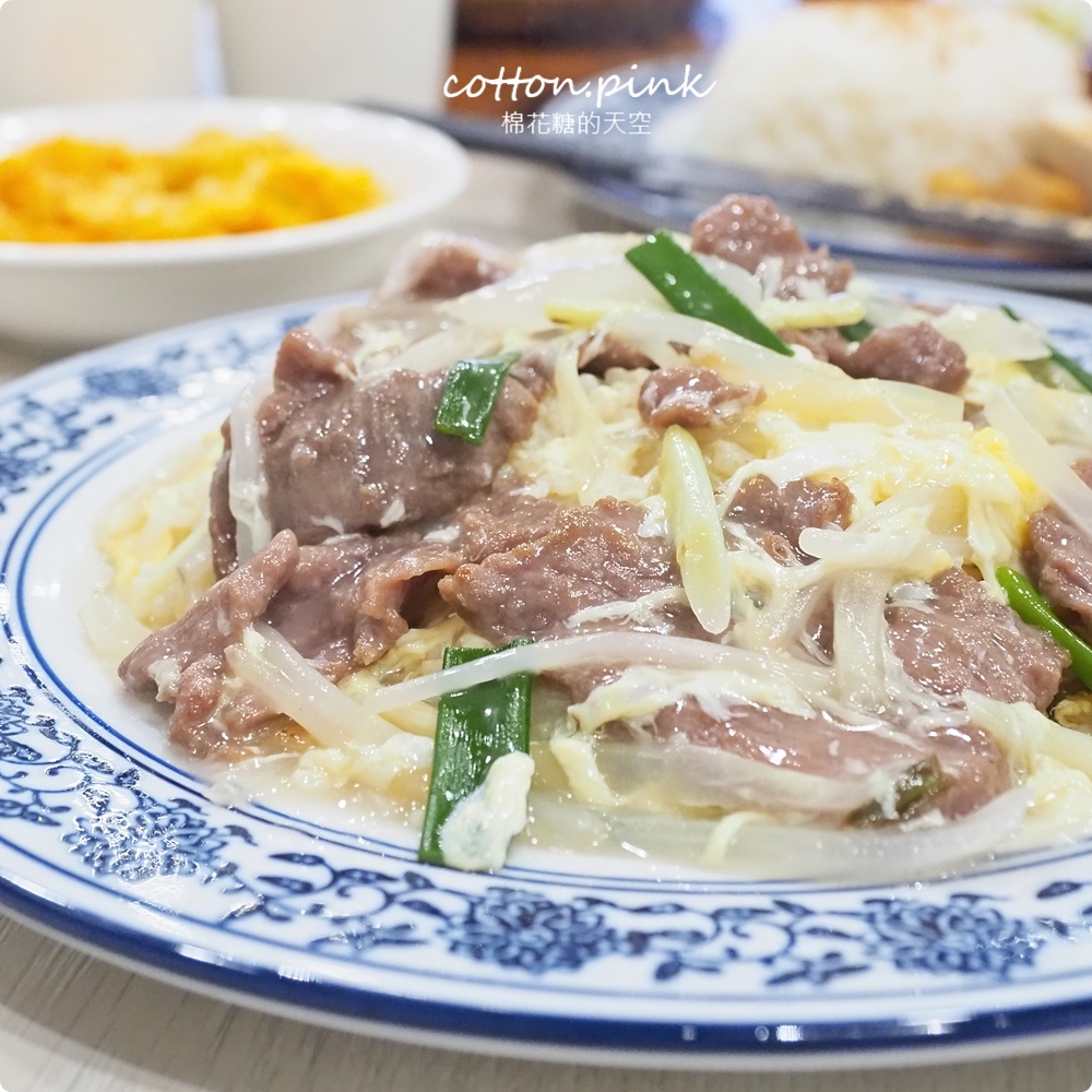 台中頂級版燒臘三寶飯！龍富貴推出港式燒臘個人餐～升級櫻桃鴨超多汁