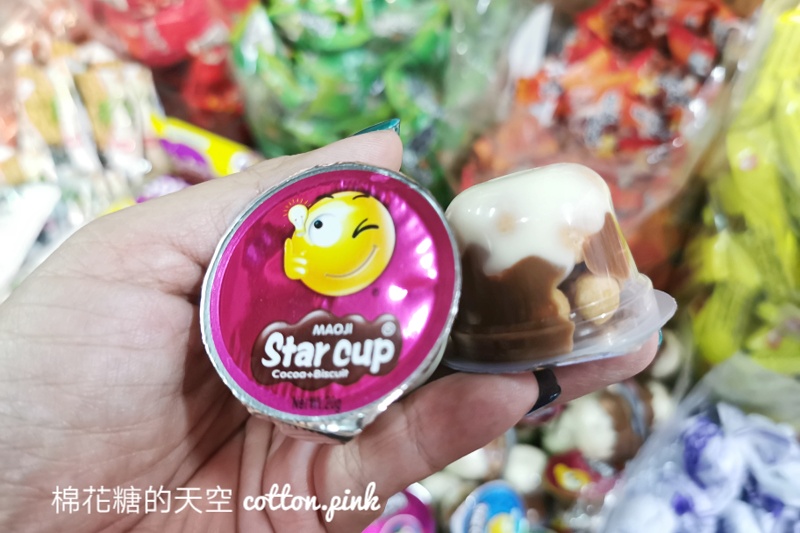 水湳市場柑仔店！傳統餅乾、古早味糖果秤重賣～多到滿出來