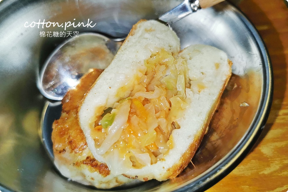 沙鹿車站外銅板價素食水煎包～一顆不用十塊錢！金黃外皮超誘人