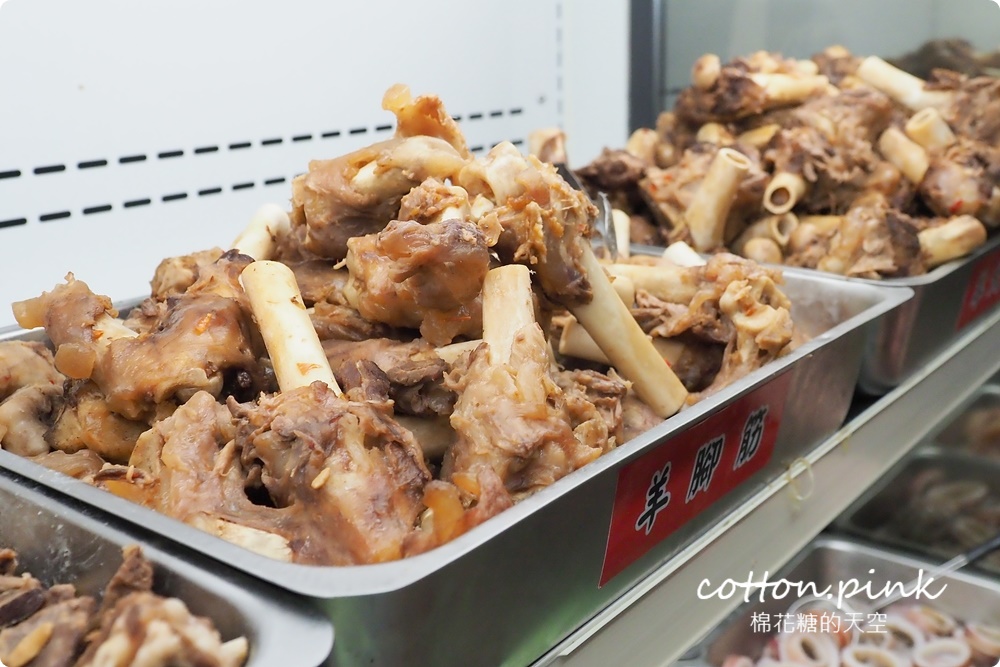 台中羊肉爐吃到飽推薦-正老林羊肉爐羊大骨、羊腳筋通通吃到飽！