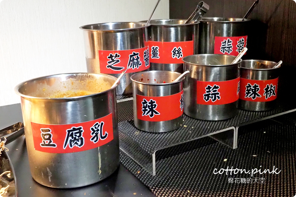 台中羊肉爐吃到飽推薦-正老林羊肉爐羊大骨、羊腳筋通通吃到飽！