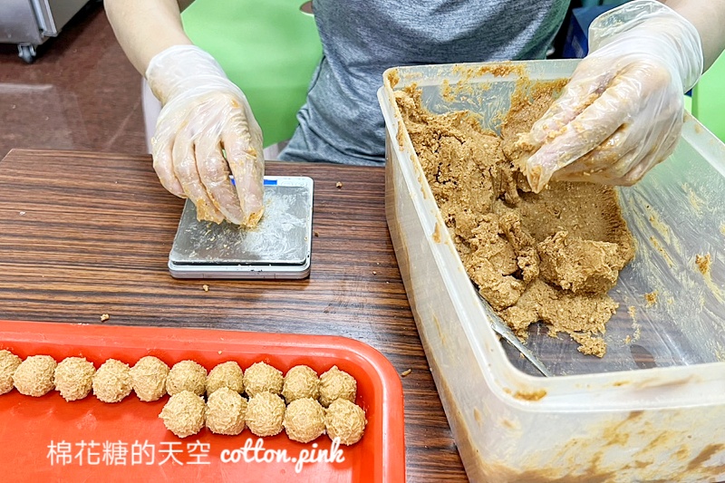台中湯圓推薦|大里福圓仔鮮肉湯圓超大顆～冬至限定甜湯圓一吃上癮