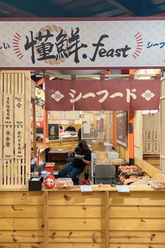 台中夜市最新推薦-海鮮饗宴，現蒸宜蘭黃金蟹、海釣透抽甜甜價