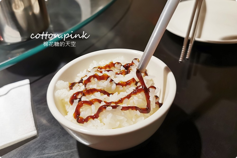 台中最夯公園-馬卡龍公園玩到不想回家啦！周邊好料美食推薦看這篇～