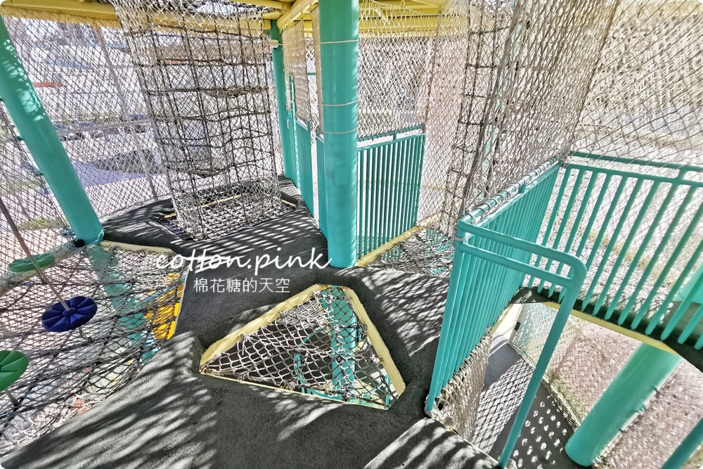 台中最夯公園-馬卡龍公園玩到不想回家啦！周邊好料美食推薦看這篇～